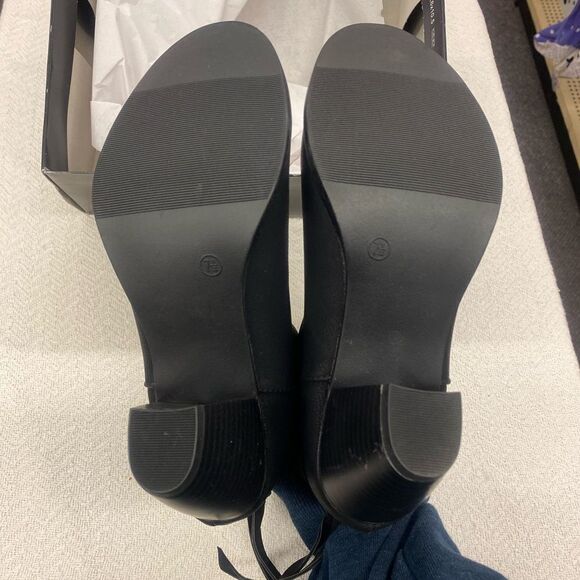 Sears Ladies 7.5 Black  heel Bootie - Picture 7 of 8